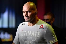 Born 28 october 1979) is a brazilian mixed martial artist who competes in the light heavyweight division of the ultimate fighting championship.he is a former member of the brazilian national wrestling team and has competed in the wec, impact fc, pfc, and shooto.as of november 9, 2020, he is #1 in the ufc light. Ufc 259 Glover Teixeira To Weigh In Serve As Backup For Blachowicz Vs Adesnaya Title Fight On March 6 Mmamania Com