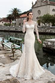 New Designer Long Mermaid Wedding Dresses 2018 Boat Neck Button Back Long Sleeves Court Train Lace Weddi Elegant Bridal Gown Scoop Wedding Dress Bridal Dresses