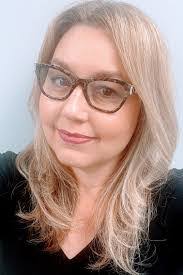 Amanda Garrison's Instagram, Twitter & Facebook