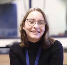 Lilly Goss's Instagram, Twitter & Facebook