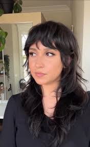 Laura Markowski's Instagram, Twitter & Facebook