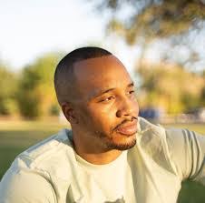 Ryan Klos's Instagram, Twitter & Facebook