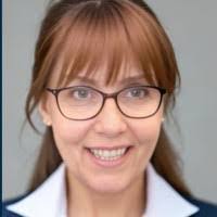 Kristen Wendling's Instagram, Twitter & Facebook