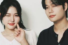 Teori Hubungan Ji Min-Ye Rin Nineteen to Twenty