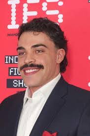 Jacob Hepner's Instagram, Twitter & Facebook