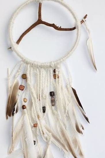 How to Make a Dreamcatcher: An Easy Tutorial | Hometalk