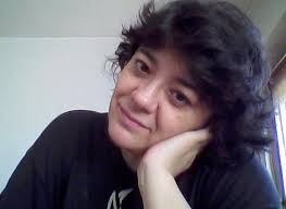 Eva Monzón: "Todos estamos condicionados por el grupo"