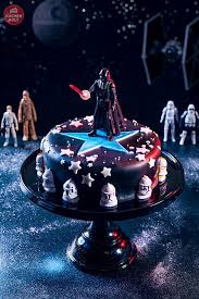Star Wars Torte Kindergeburtstag Mit Kultfaktor Torte Kindergeburtstag Star Wars Torte Star Wars Kuchen