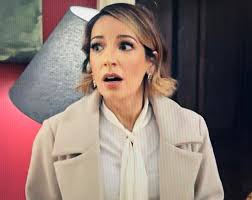 A woman's christmas wish grants her a successful life