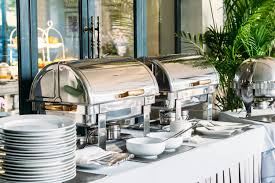 Being the hostess (or host) with the mostest is what every dinner party organiser wants to achieve, but you don't have to be a pro in the kitchen to put on the event of the season. Services The London Experience