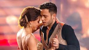 Luca hänni tanzt aktuell bei „let's dance, was das zeug hält. Let S Dance Star Luca Hanni Schone Frau Ist Tanzpartnerin Christina Der Trennungsgrund Bunte De