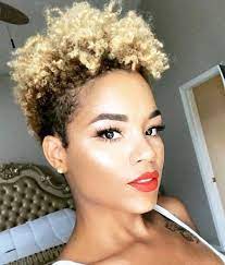 The look will be at home in any casual or smart casual setting. Frisuren 2020 Hochzeitsfrisuren Nageldesign 2020 Kurze Frisuren Blonde Natural Hair Curly Hair Photos Short Black Hairstyles