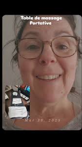 Vente vente vente !!!! On fait du grand ménage 😉🤩✨️, ✨️ table de massage  portative et accessoires. , ✨️ tabouret , Tu veux le prix écrit moi en pv  !, #massotherapeute #estheticienne ...