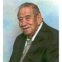 Saul Pompa's Instagram, Twitter & Facebook