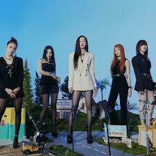 Yeri est ajoutée au groupe en mars 2015.elles font … Red Velvet Spotify