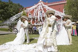 Fuego en la sangre (translated to fire in the blood, but in english called burning for revenge) is a mexican telenovela that began transmissions on january 21, 2008, through mexico's canal de las estrellas network. Tres Bodas De Telenovela En Fuego En La Sangre Tvynovelas Mexico