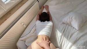 سکس زیبا و آروم با دختر دانشجو حشری و خوش اندام