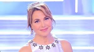 May 20, 2021 · anna tatangelo si mostra senza veli sulla copertina dell'atteso nuovo album di inediti. Anna Tatangelo E Silvia Toffanin Domenica Pomeriggio Su Mediaset