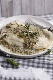 Filets De Sandre A L Oseille Epicetout La Cuisine De Dany En 2020 Filet De Sandre Cuisine Alimentation