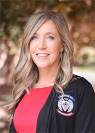 Lisa Rigby's Instagram, Twitter & Facebook