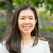 Sara Calhoun's Instagram, Twitter & Facebook