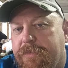 Larry Lenderman's Instagram, Twitter & Facebook