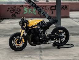 Iron Of The Year 2020 Honda Cbx750f By Garage14 In 2020 Honda Cbx Honda Cafe Racer Motorcycle