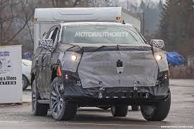 The 2020 cadillac escalade has a refined appearance highlighted by a massive grille with active aerodynamic shutters that close at highway speeds to improve aerodynamics and increase fuel economy. 2021 Cadillac Escalade Esv Spy Shots