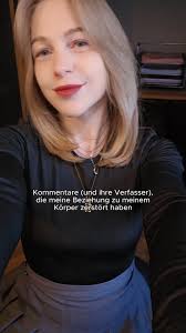 Worte können Narben hinterlassen. Meine haben sich in Binge Eating  verwandelt., Heute, 30kg leichter, hab ich verstanden, dass mein Wert nicht  von den Worten anderer abhängig ist. Wenn du etwas ...