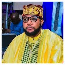 Famous if na Nigeria u Ben dae so lek EFCC 4 don don arrest u, because u na  yahoo boy, u don begin do frudlent activities😍