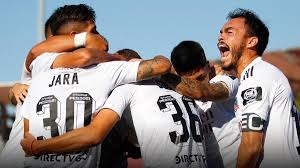 A los 20', se realizó la primera sustitución en la visita pues humberto chupete suazo dejó la cancha con. Sigue Colo Colo Vs Catolica En Vivo Supercopa De Chile 2021 Transmision Tv Colo Colo Catolica Donde Ver Catolica Vs Colo Colo Cl Chile Internacional El Bocon