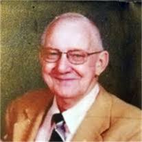 Lee Blatt's Instagram, Twitter & Facebook