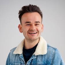 Susannah Welch's Instagram, Twitter & Facebook