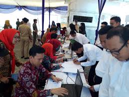 Pria berkaca mata itu tercatat memperoleh nilai tes skd 413. Portal Berita Resmi Pemerintahan Kota Bandar Lampung