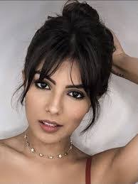 Kimberly Tolley's Instagram, Twitter & Facebook