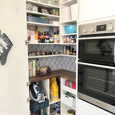 Got A Corner In Your Kitchen You Just Don T Know How To Use Check Out This Storage Hack From Foreverlondonhome Who Use Ikea Hack Ikea Small Apartment Kitchen