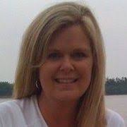 Lisa Booton's Instagram, Twitter & Facebook