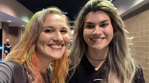 Amanda Schade (@amandamschade)