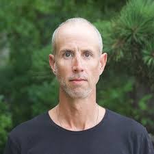 Aaron Lecklider's Instagram, Twitter & Facebook