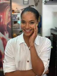 La musica è un qualcosa che ci accompagna durante la nostre vita. Jacaranda Fm On Twitter You Voted For Liesllaurie To Get A Tattoo Or Martinbester Shaving His Beard The Results Are In Liesl Laurie Got The Most Votes And She Got A Tattoo
