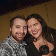 What bakery can bake 4 dozen cupcakes and a small cake for June 28th?