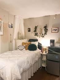 35 Best Dorm Color Schemes For Your Freshman Dorm Room There are 1935 hot pink dorm room for sale on etsy, and they cost $16.41 on average. 35 best dorm color schemes for your