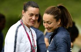 C'est bien une femme qui entraînera ses joueurs. Football Coupe Du Monde Feminine Corinne Diacre La Dame De Fer