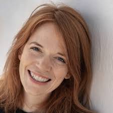 Er uendeligt stolt af min mor😊. Ikke bare har hun et energiniveau, der får  de fleste til at blegne💪🏻. Hun har tilmed empati og hjertevarme ❤️.  https://lnkd.in/ea5MC7fC