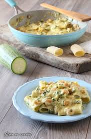 Paccheri Cremosi Con Zucchine E Gamberetti Ricetta Completa Http Blog Giallozafferano It Gioieincucina Paccheri Ricette Idee Alimentari Ricette Di Cucina