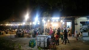 Aku rasa sejak masuk tahun 2016 ni tak sempat lagi kot nak share bab makan dalam blog. Capsicum Steamboat Amp Grill