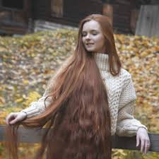 455 Likes 28 Comments Davaj Sfotografiruem Moment Tasshanatassha On Instagram Long Hair Styles Long Hair Girl Really Long Hair