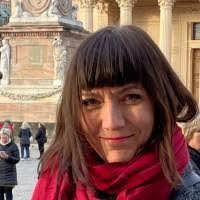 Carmen Winter's Instagram, Twitter & Facebook