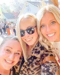 Renee Skeens's Instagram, Twitter & Facebook