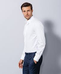 Au sein de notre catégorie consacrée à la mode homme, acheter un produit chemise brice pas cher est une véritable partie de plaisir. Guide De La Chemise Homme